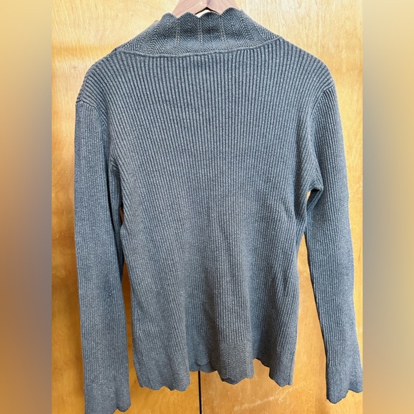 Scalloped Turtleneck Viscose/Wool Sweater - Picture 3 of 4